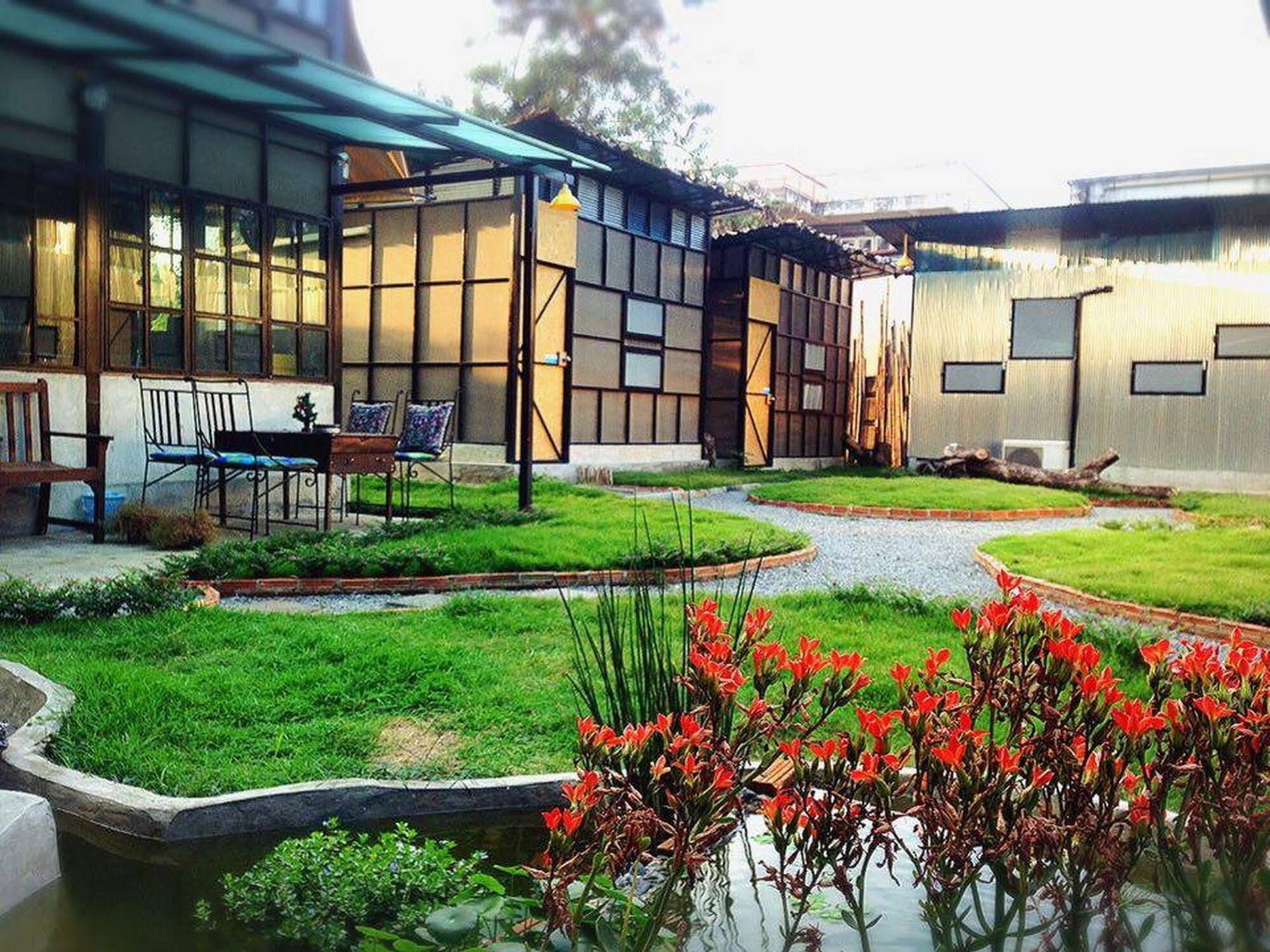 Hostel Viva Shack Čiang Mai Exteriér fotografie