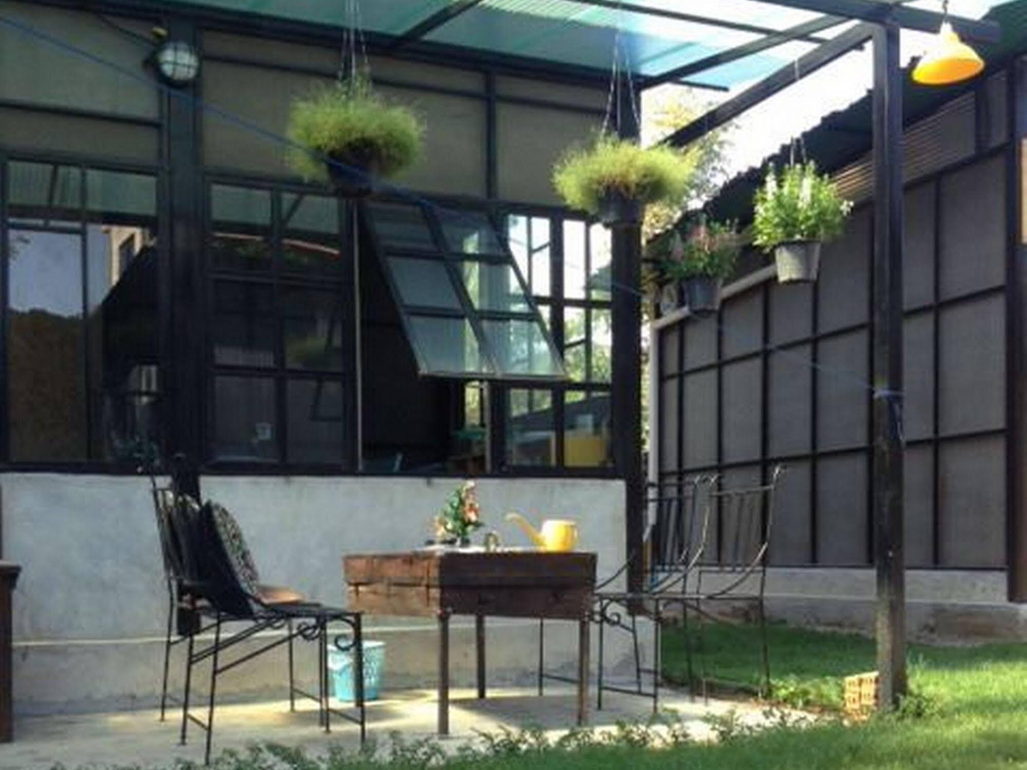 Hostel Viva Shack Čiang Mai Exteriér fotografie